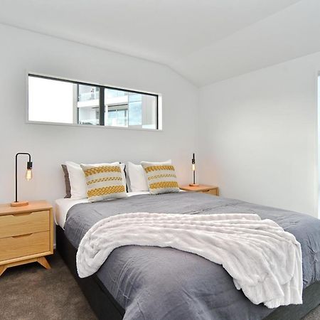 Salisbury Style - Modern City Apartment - Christchurch Holiday Homes Buitenkant foto